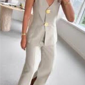 Commense NWT Cream Women's Vest